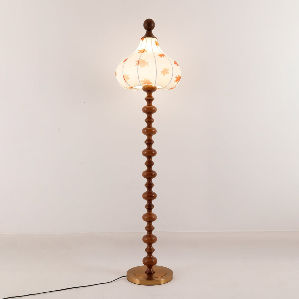 Qrathen lámpara de pie de madera y tejido