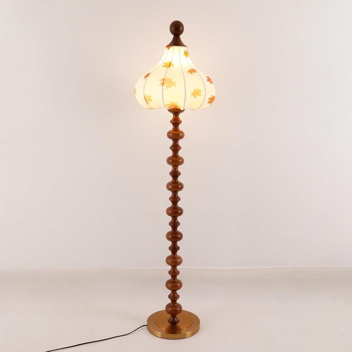Qrathen lámpara de pie de madera y tejido