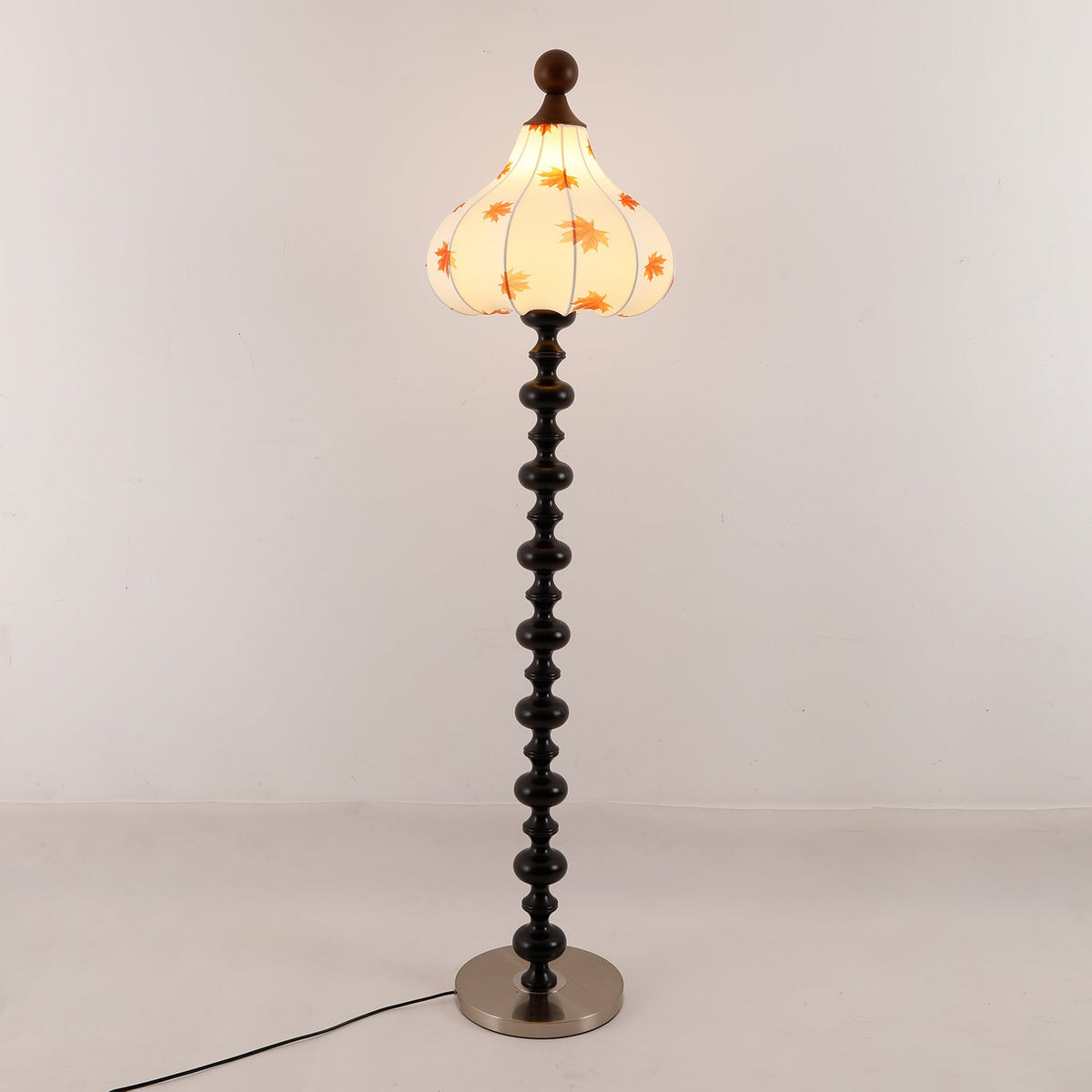 Qrathen lámpara de pie de madera y tejido