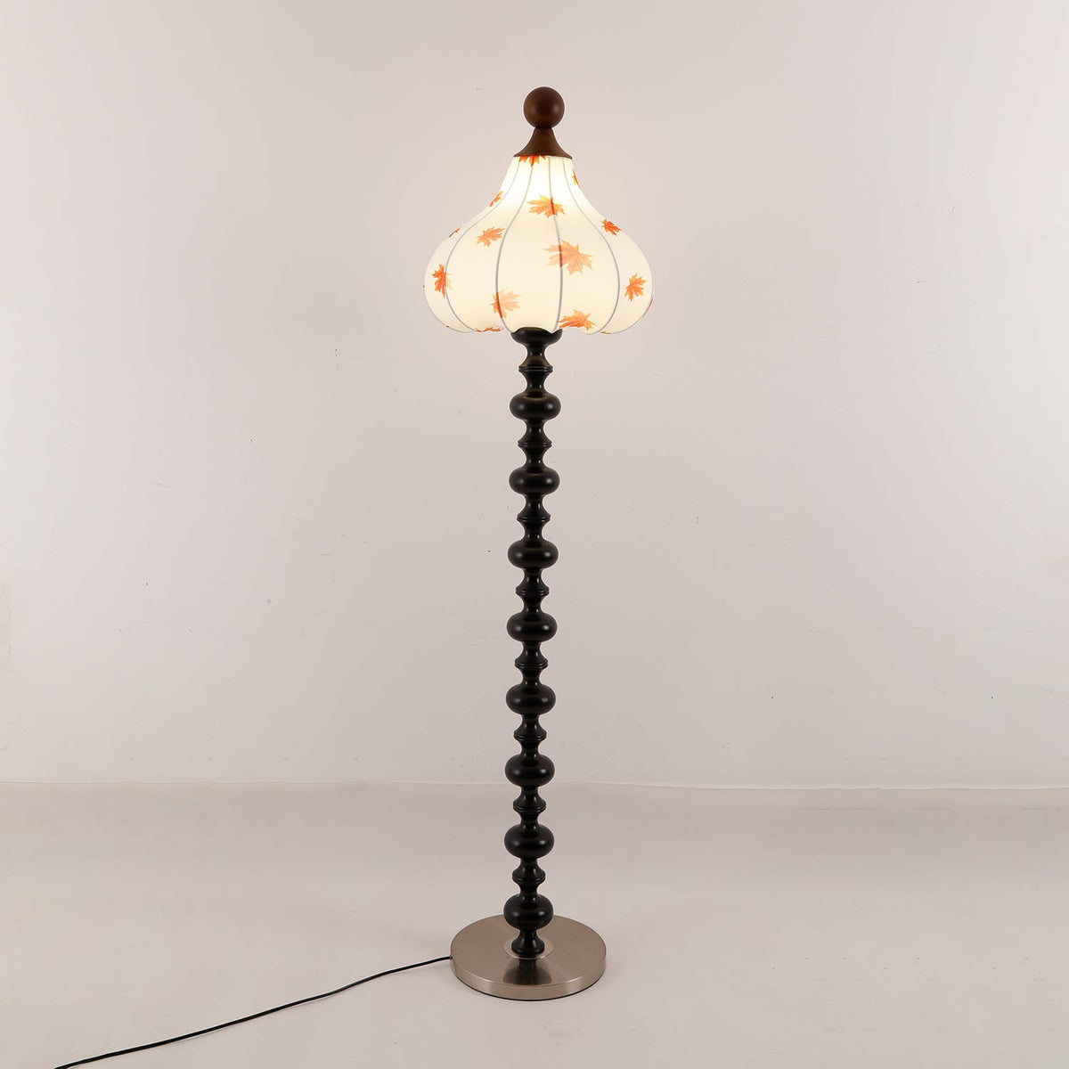 Qrathen lámpara de pie de madera y tejido
