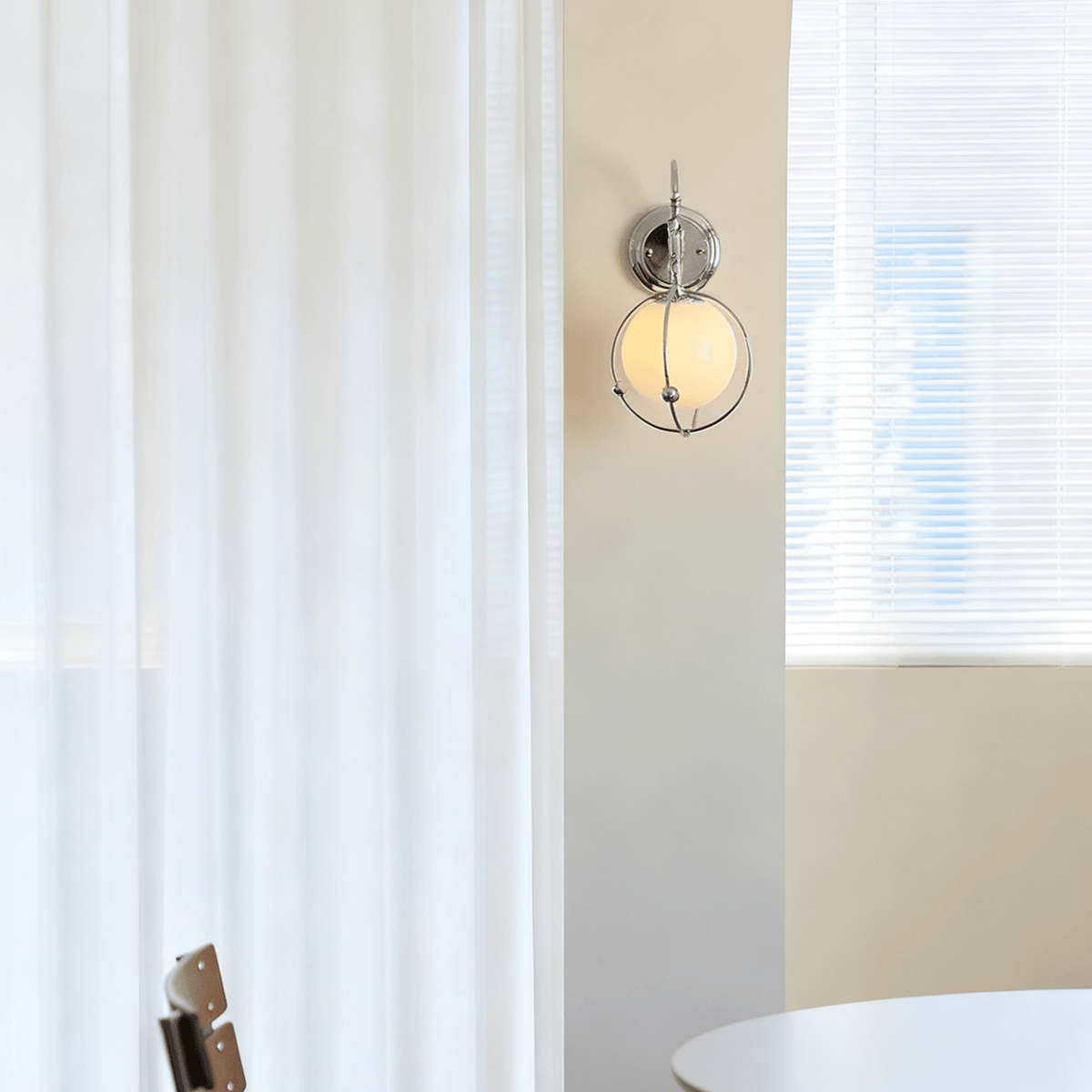 Veliselia aplique de pared Orb Cage