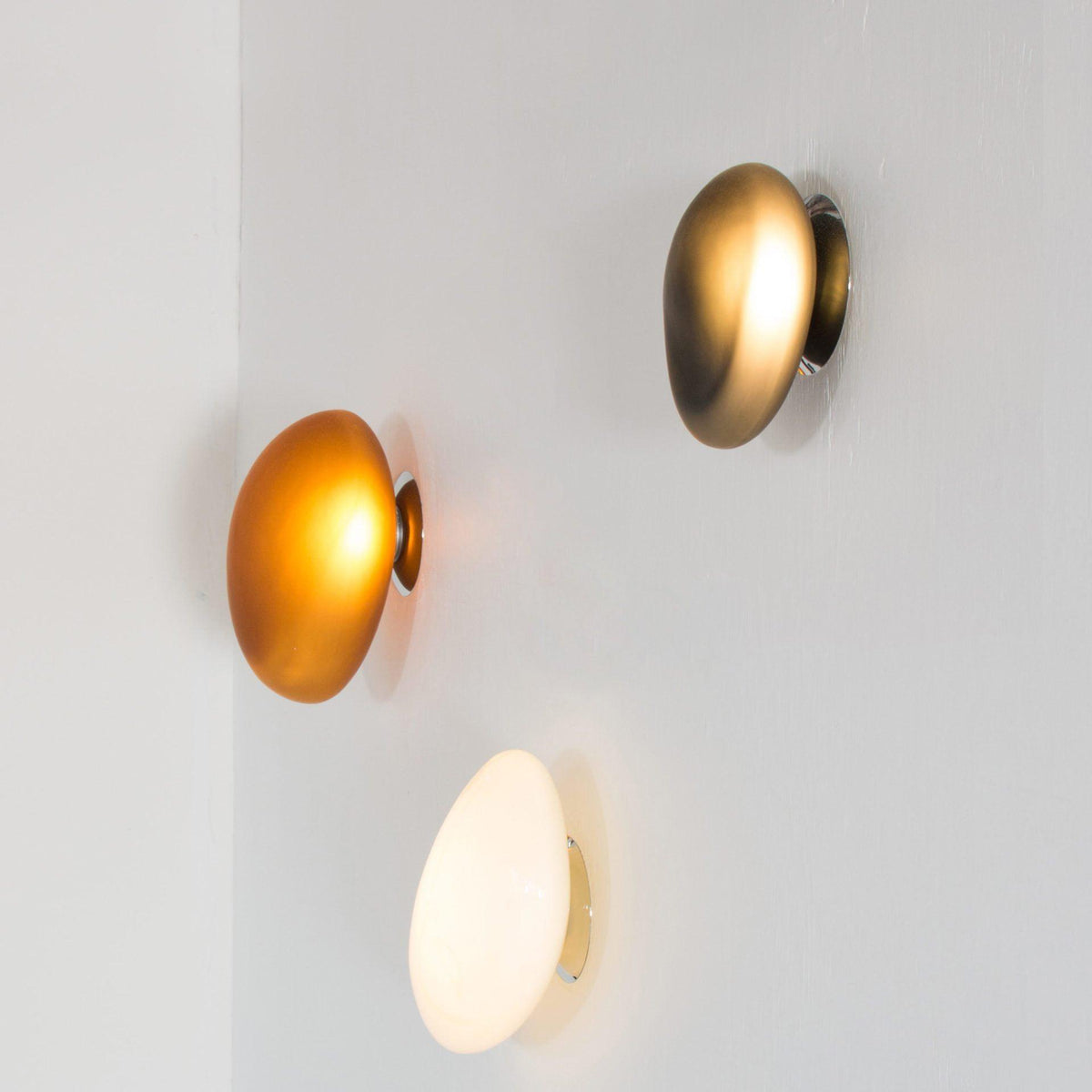Eirinina aplique de pared con vidrio