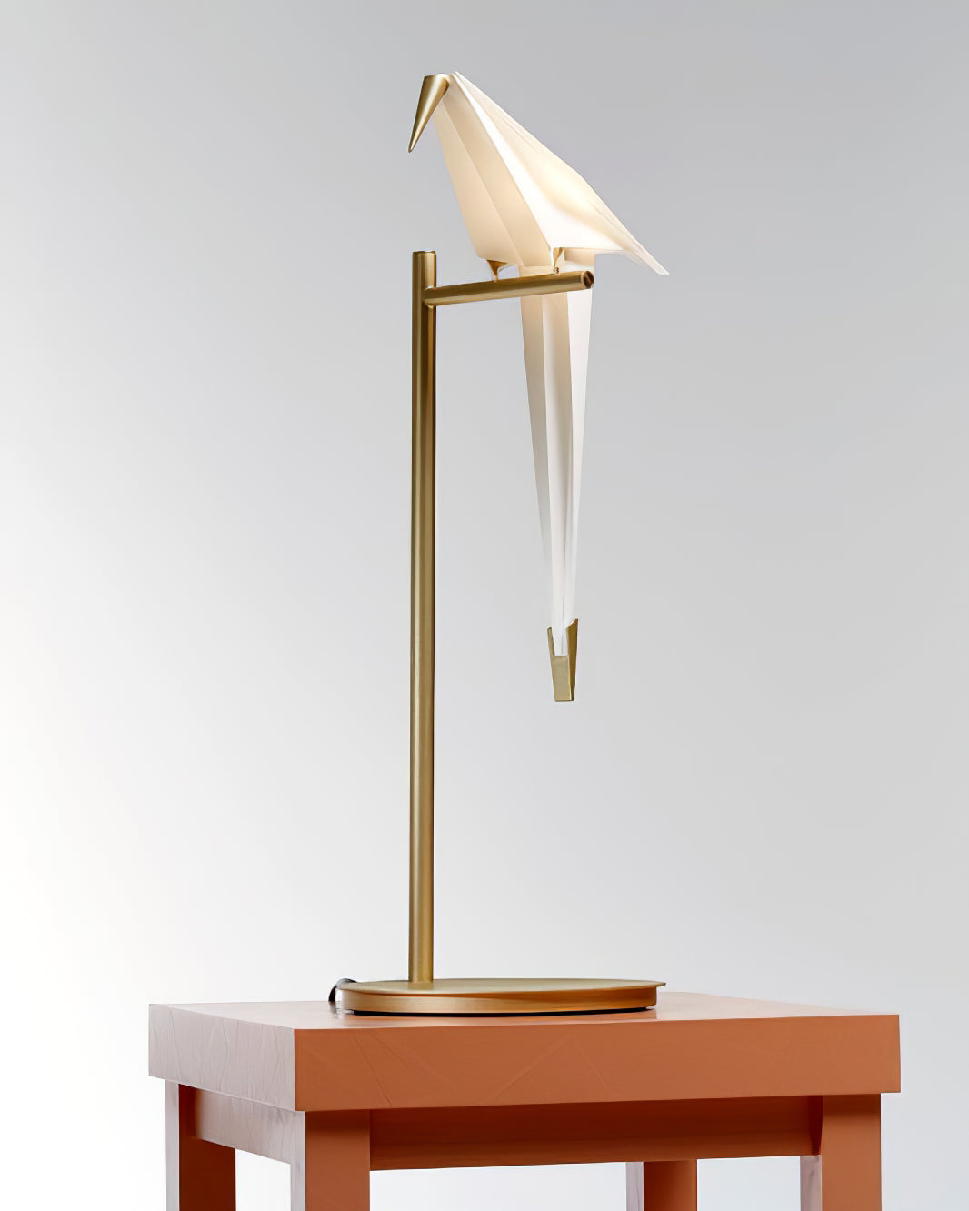Kaelora lámpara de mesa contemporánea