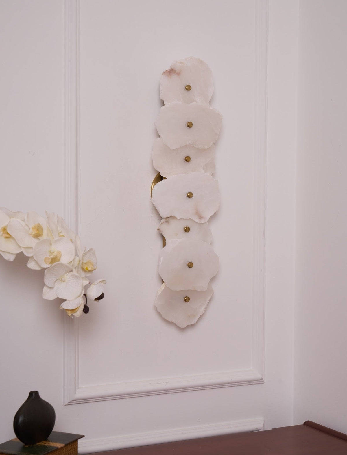 Alaeila aplique de pared Floral Cluster alabastro