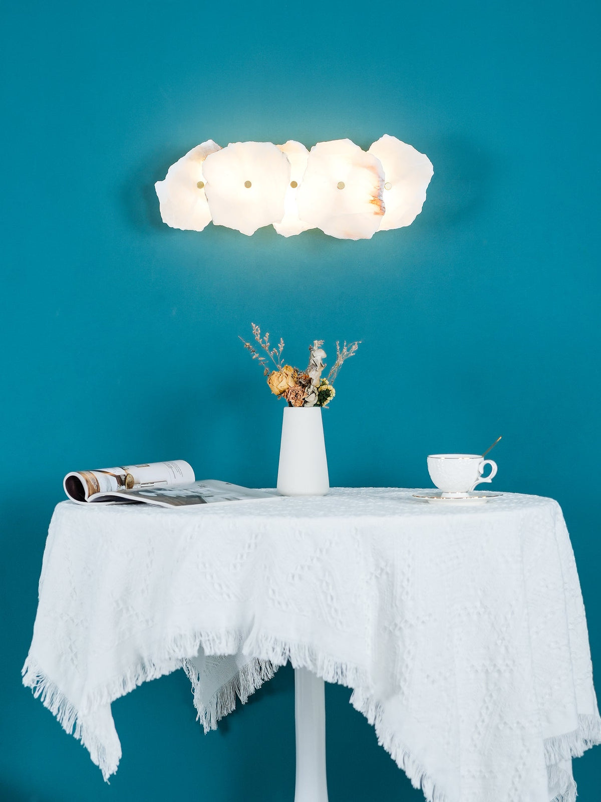 Alaeila aplique de pared Floral Cluster alabastro