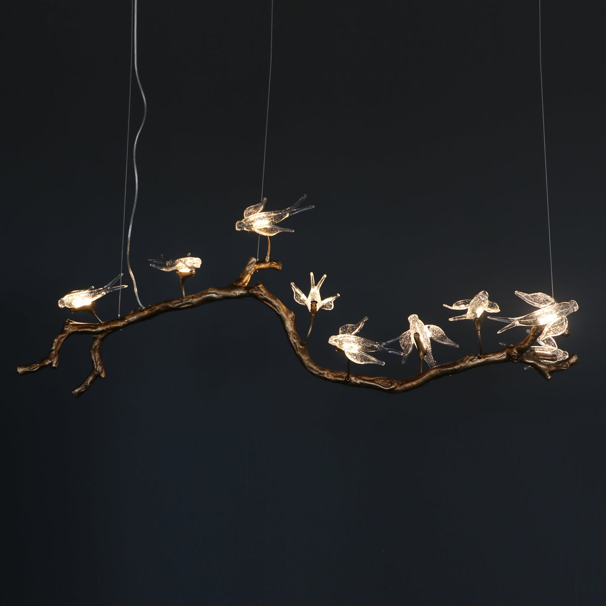 Dovemere Lámpara de araña lineal de ramas con aves