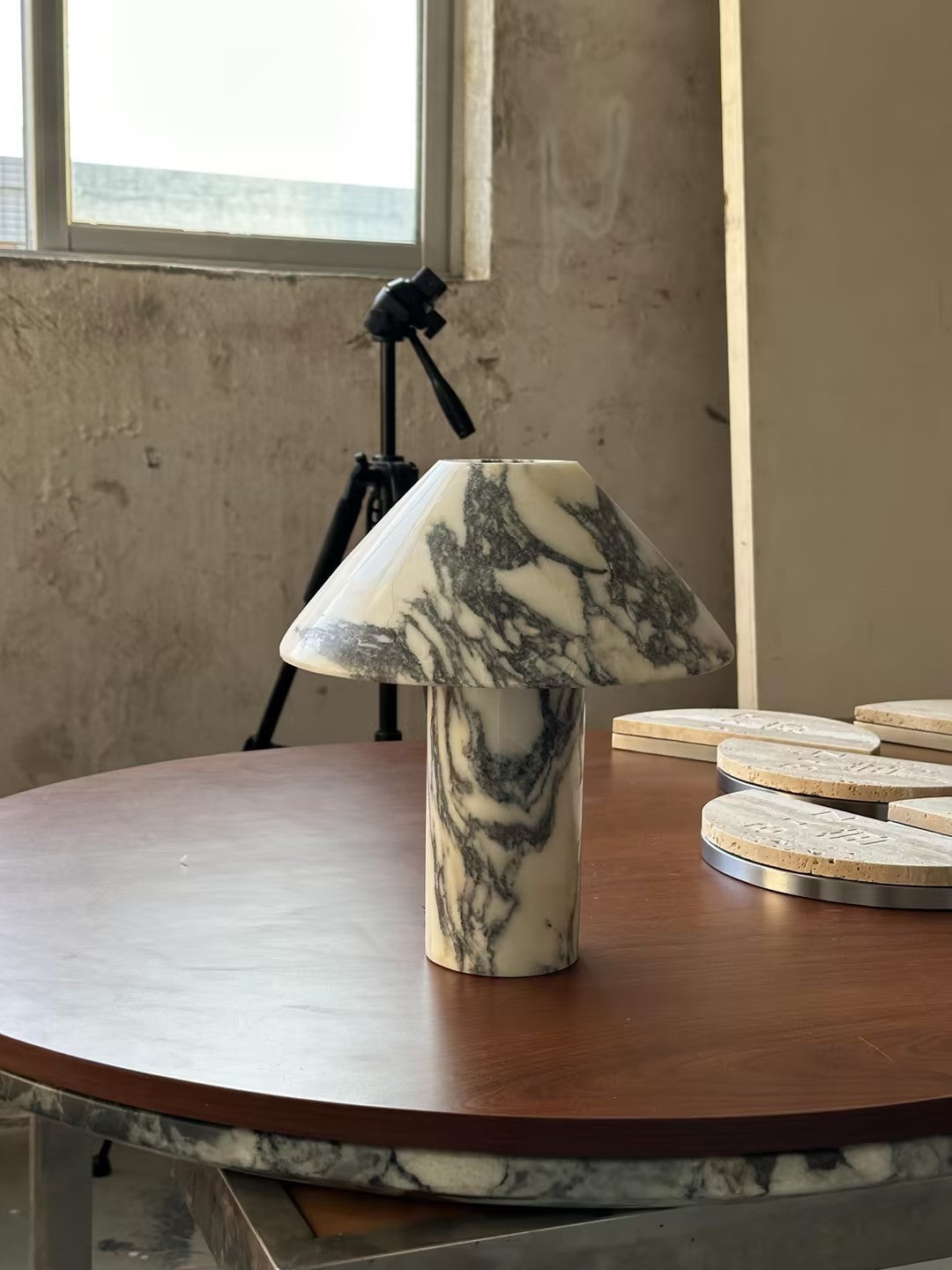 Veinir lámpara de mesa