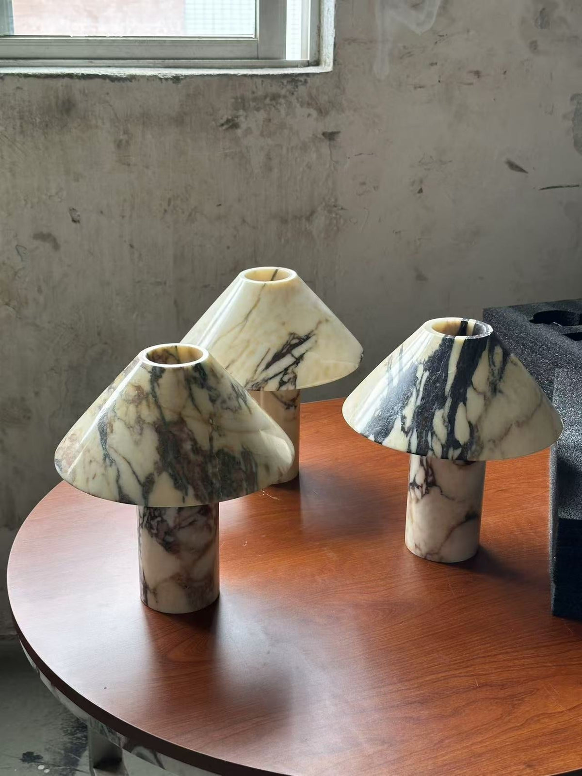 Veinir lámpara de mesa
