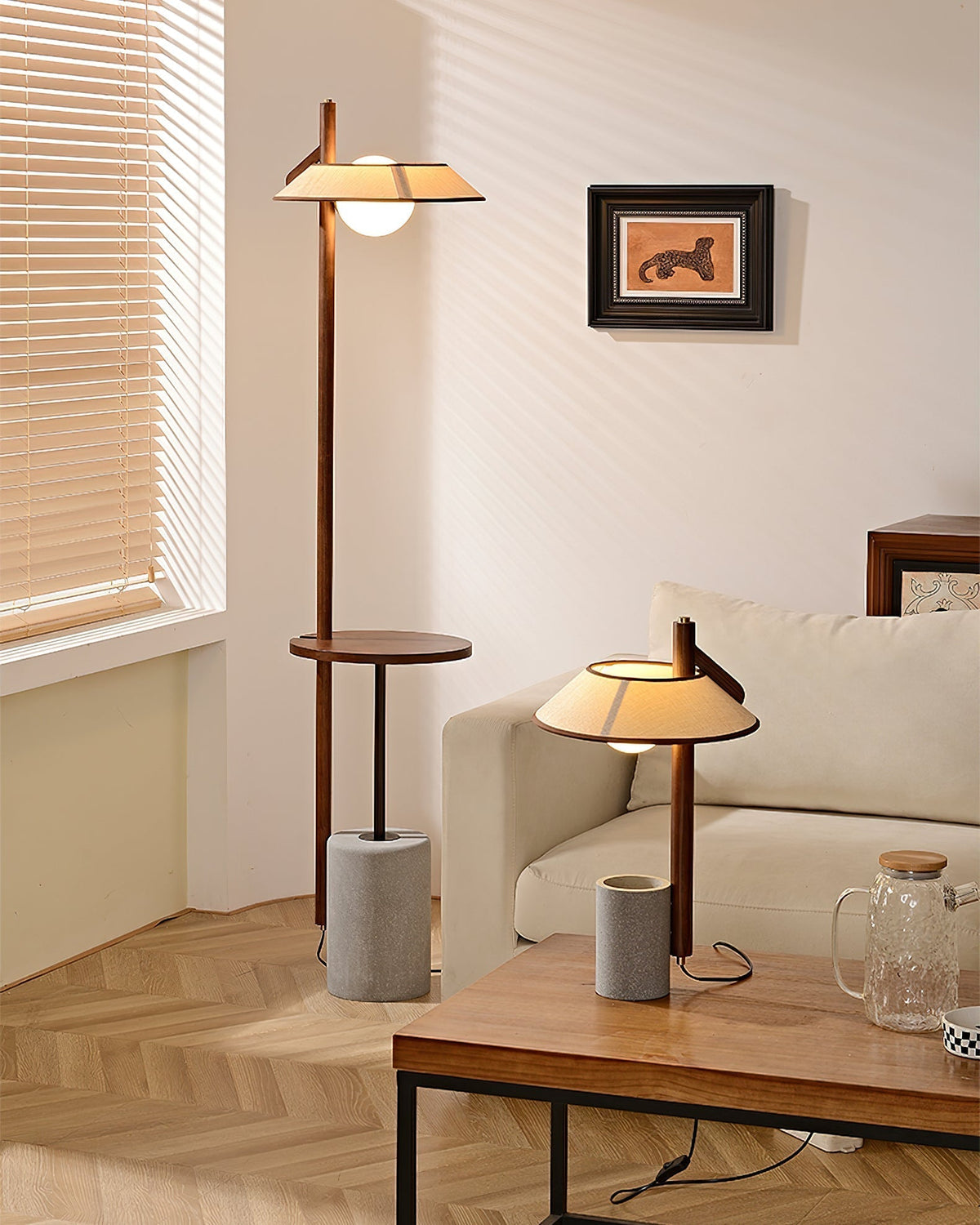Mirz lámpara de pie minimalista de madera de nogal