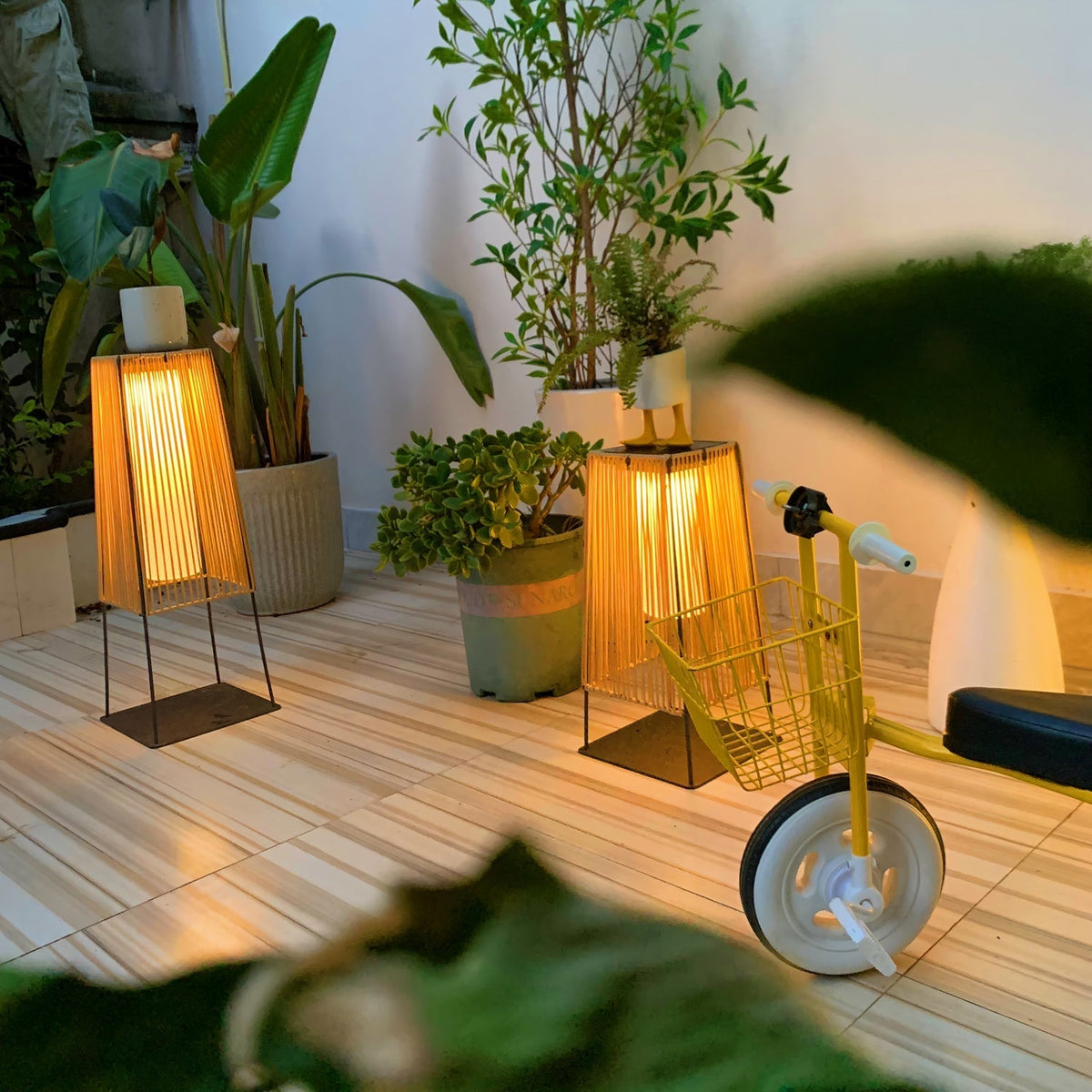 Aru luminaria exterior moderna