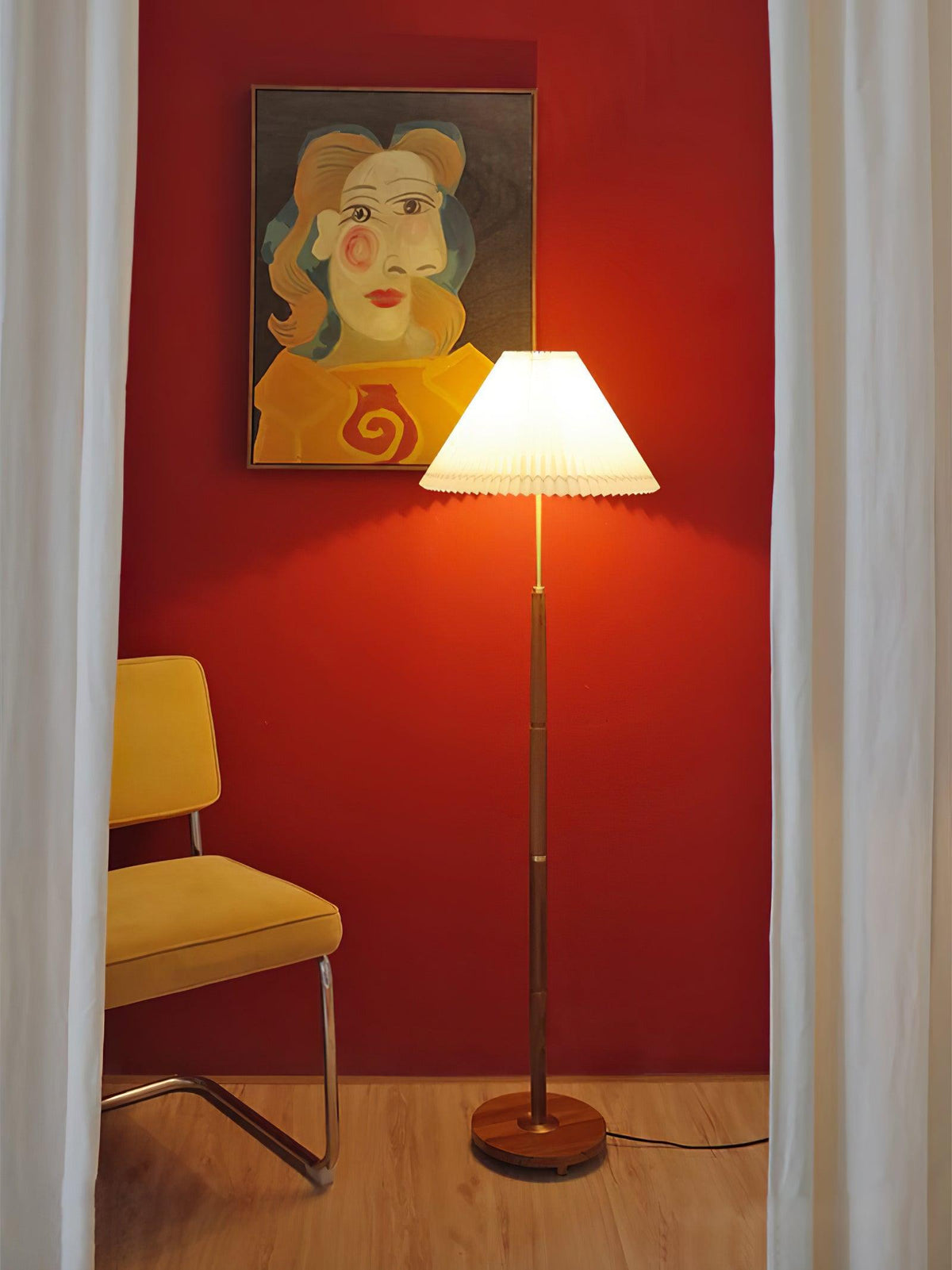 Syleina lámpara de pie minimalista de madera
