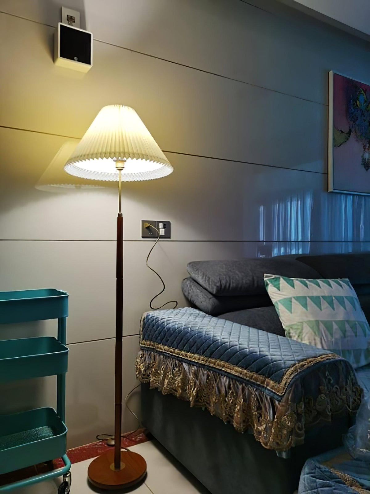 Syleina lámpara de pie minimalista de madera