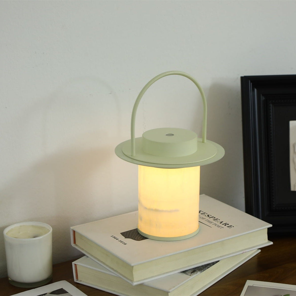 Pod lámpara de mesa portátil recargable con pantalla de alabastro