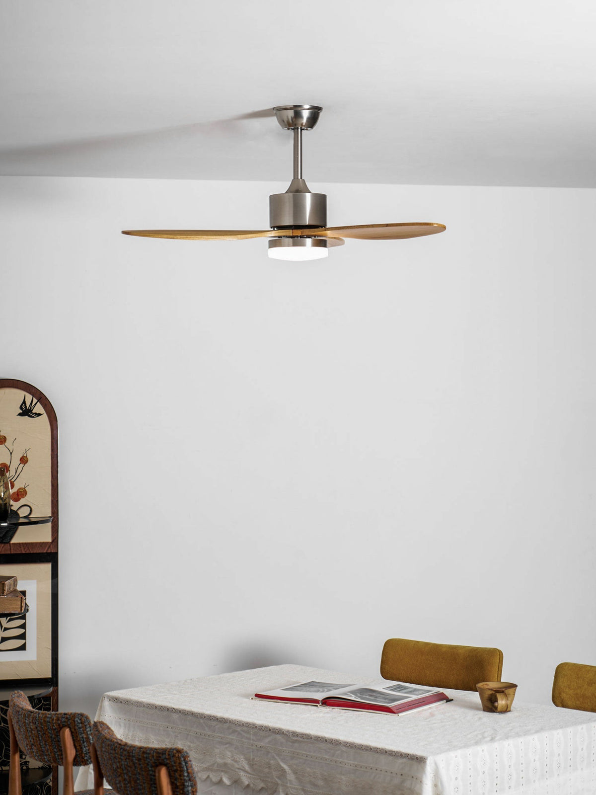 HushGlow ventilador de techo con luz