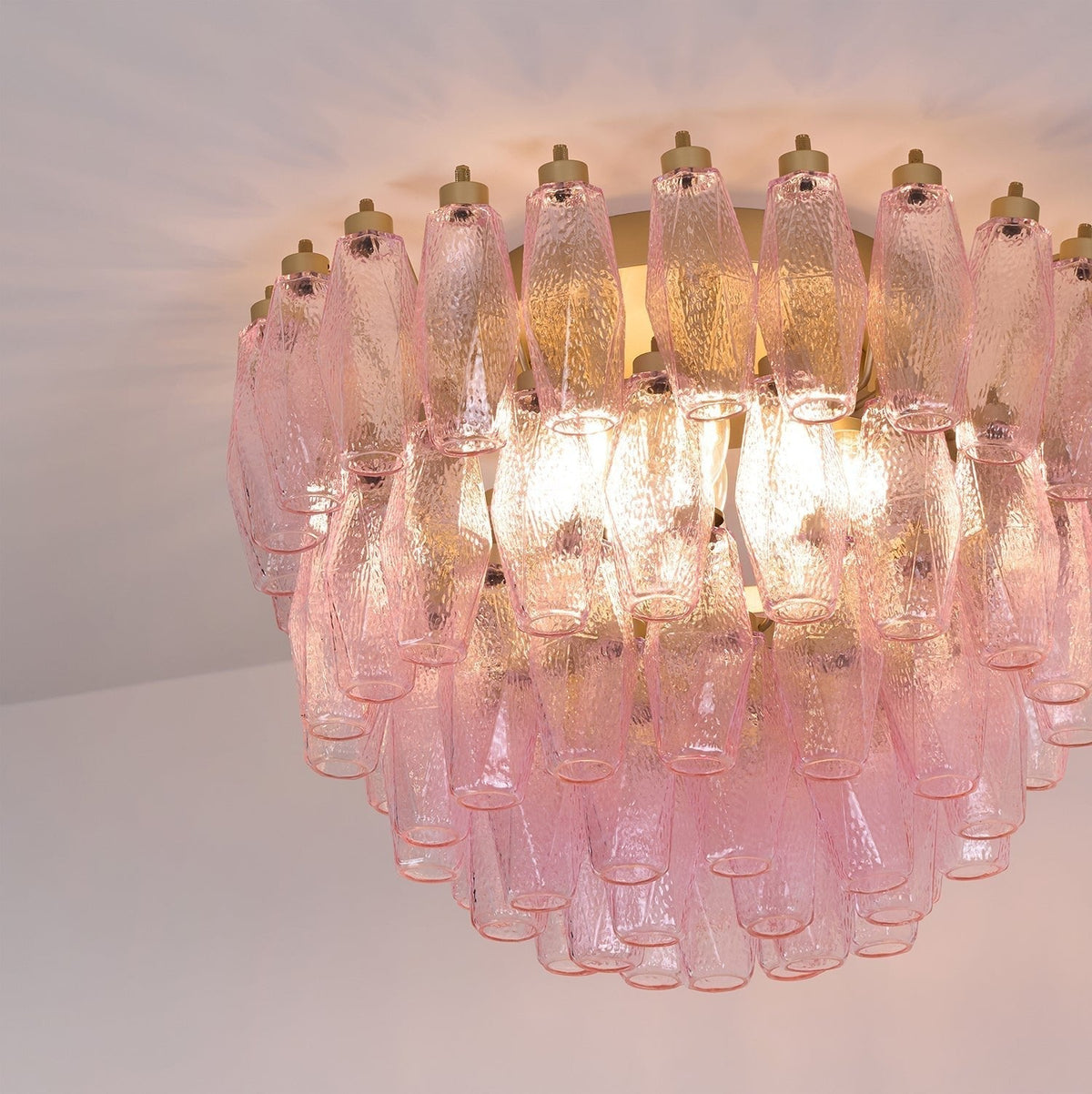 Celelaya lámpara de techo Poliedri en capas de vidrio Murano rosa