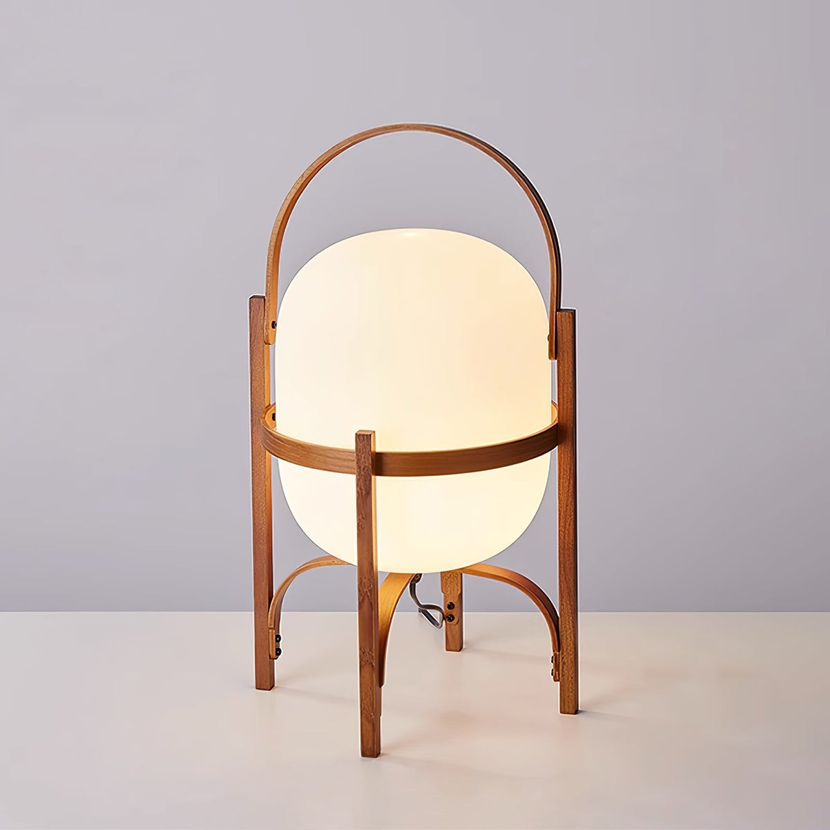 Lethra lámpara de mesa de madera y vidrio