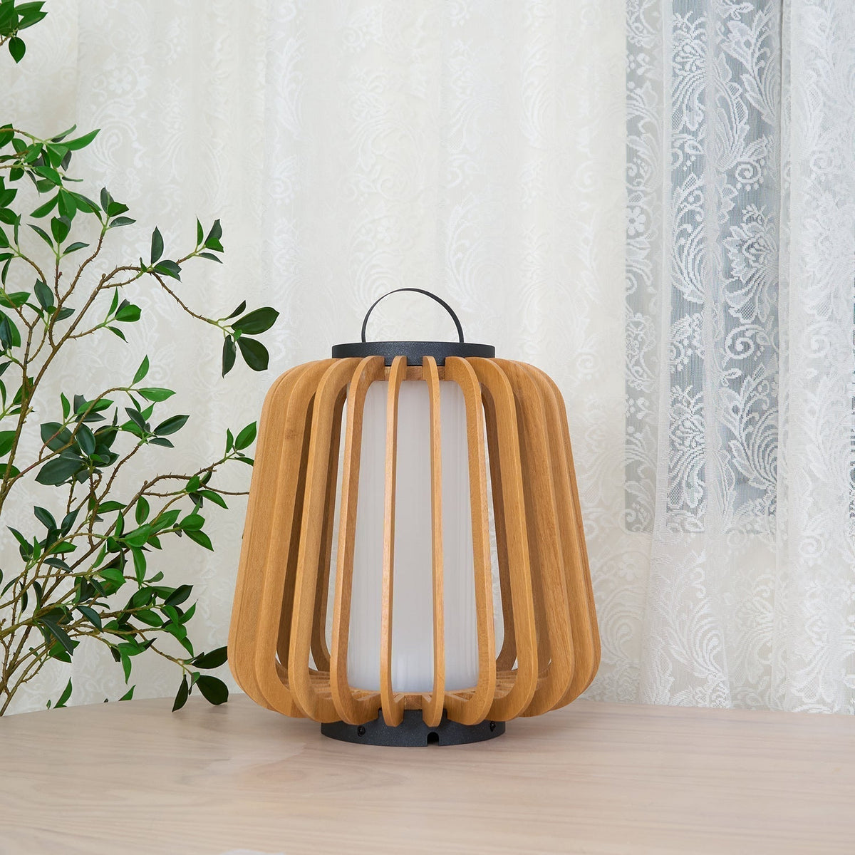 Slat luminaria exterior de mesa