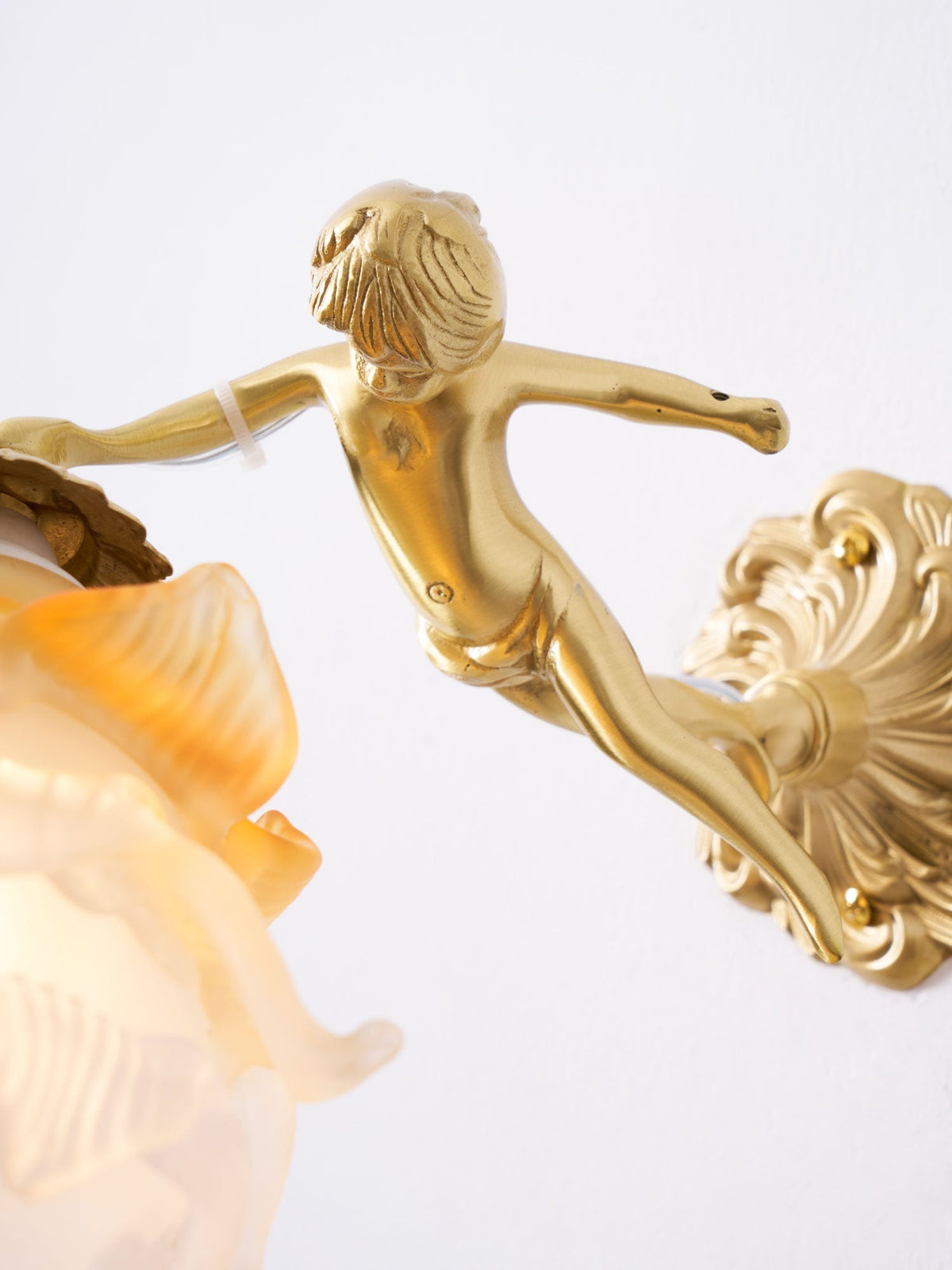 Bex aplique de pared Flying Angel de vidrio
