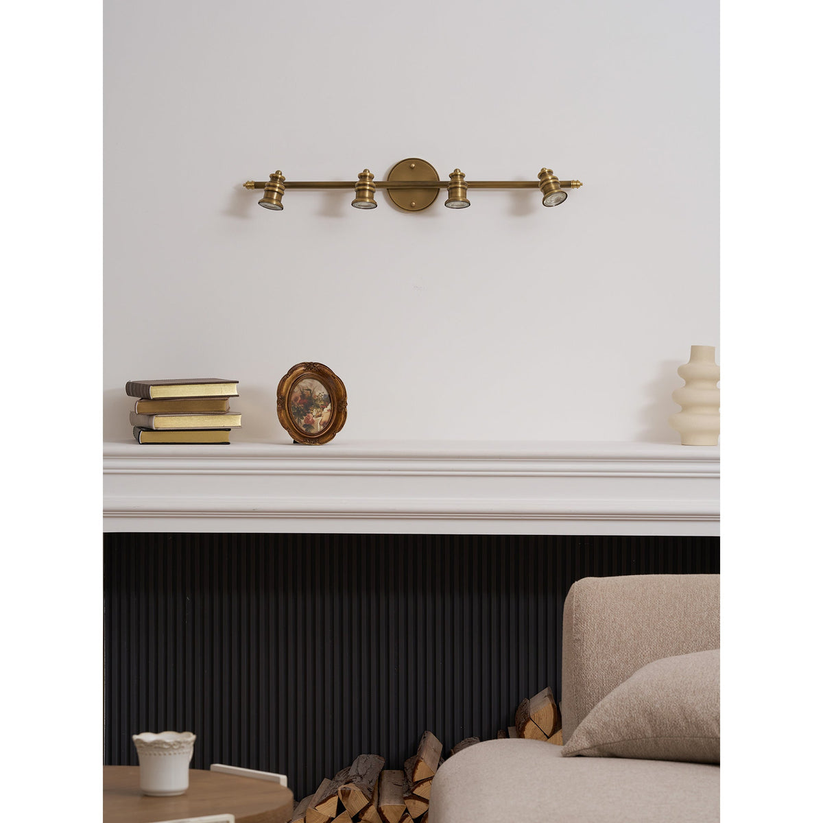 Corten aplique de pared en latón