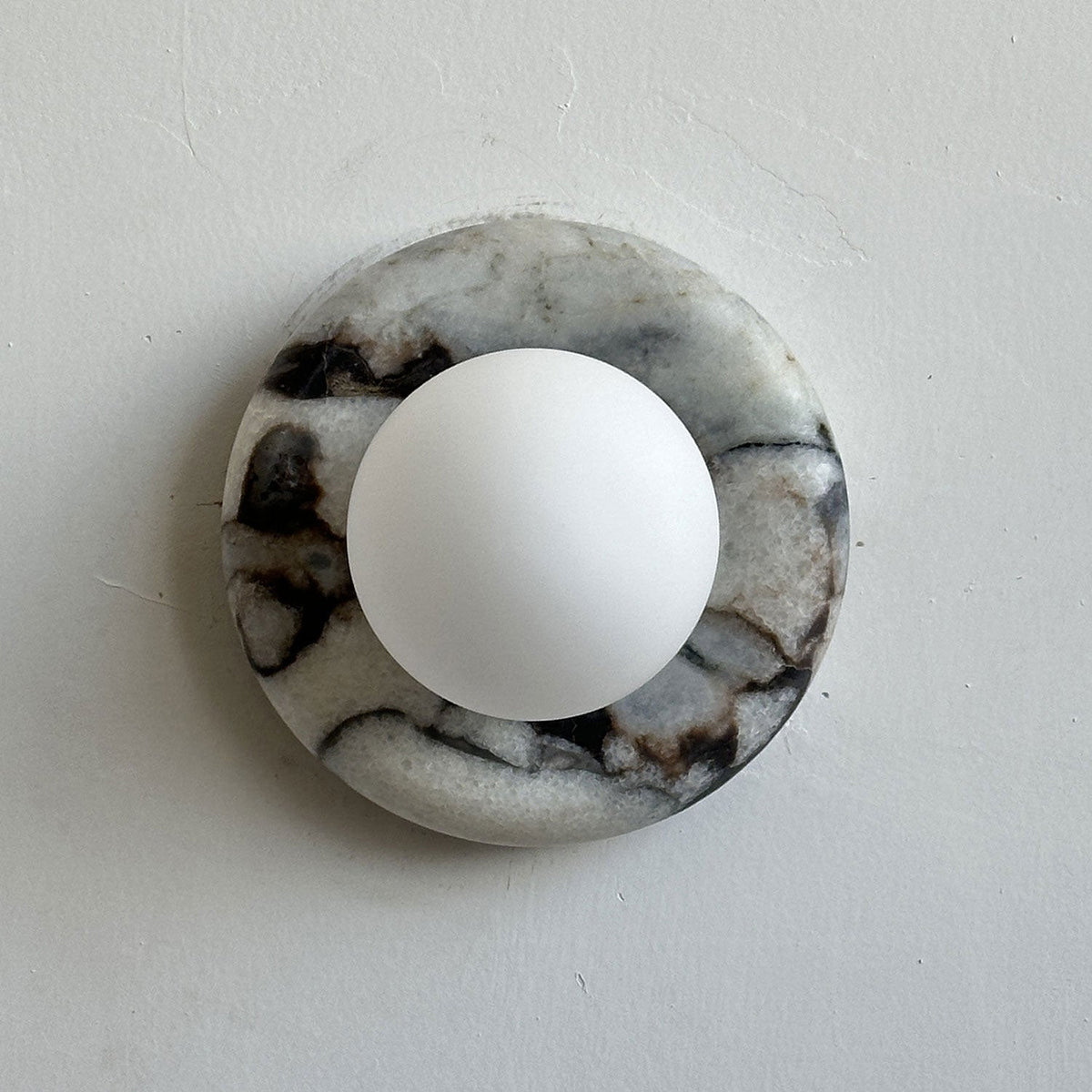 Aveneine aplique de pared