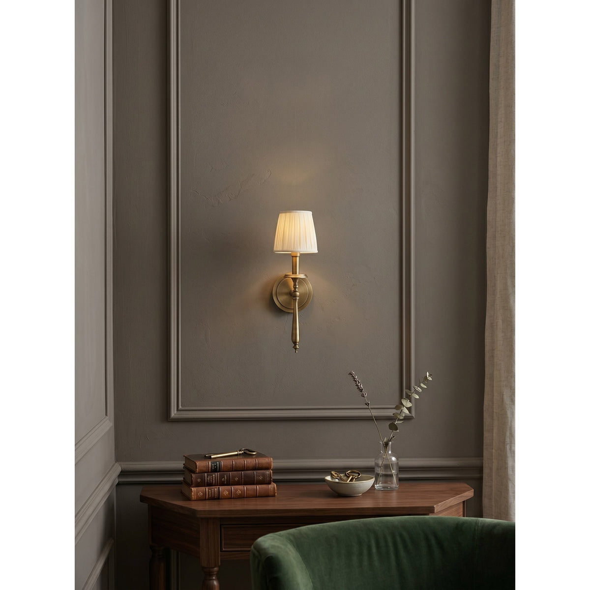 Oriisine aplique de pared de latón