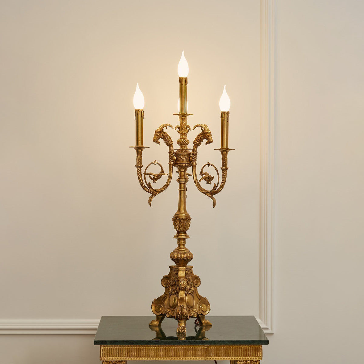 Lumiia lámpara de mesa