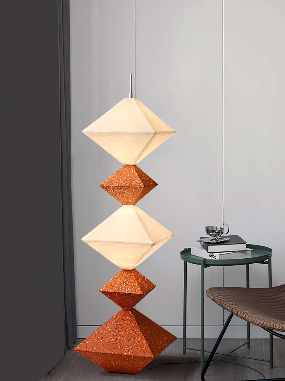 GeoGlow lámpara de pie con base cúbica romboidal