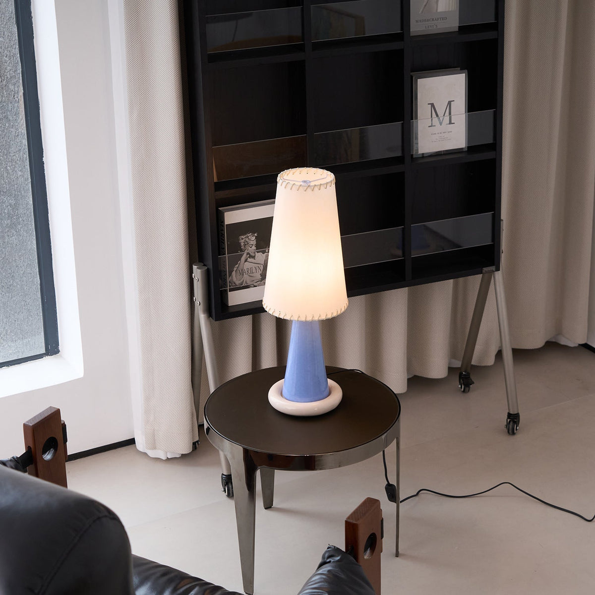 Rhett lámpara de mesa moderna de cerámica