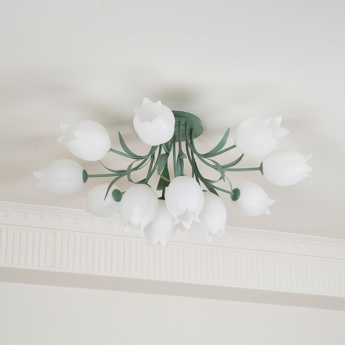 Ivory lámpara de techo flor de lirio con base verde