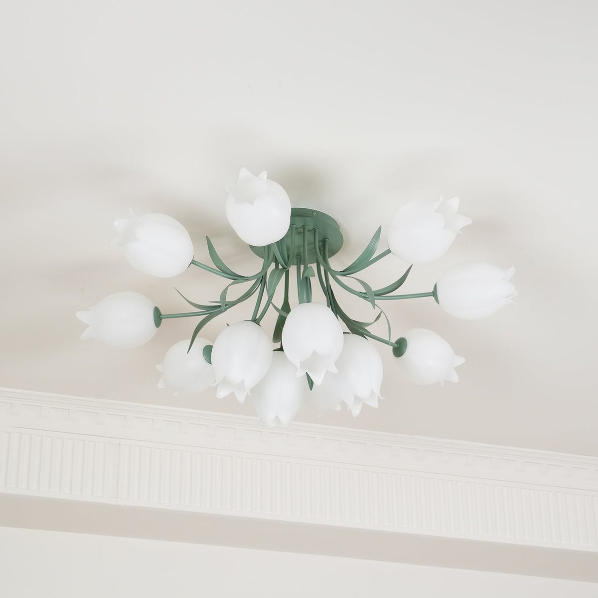 Ivory lámpara de techo flor de lirio con base verde