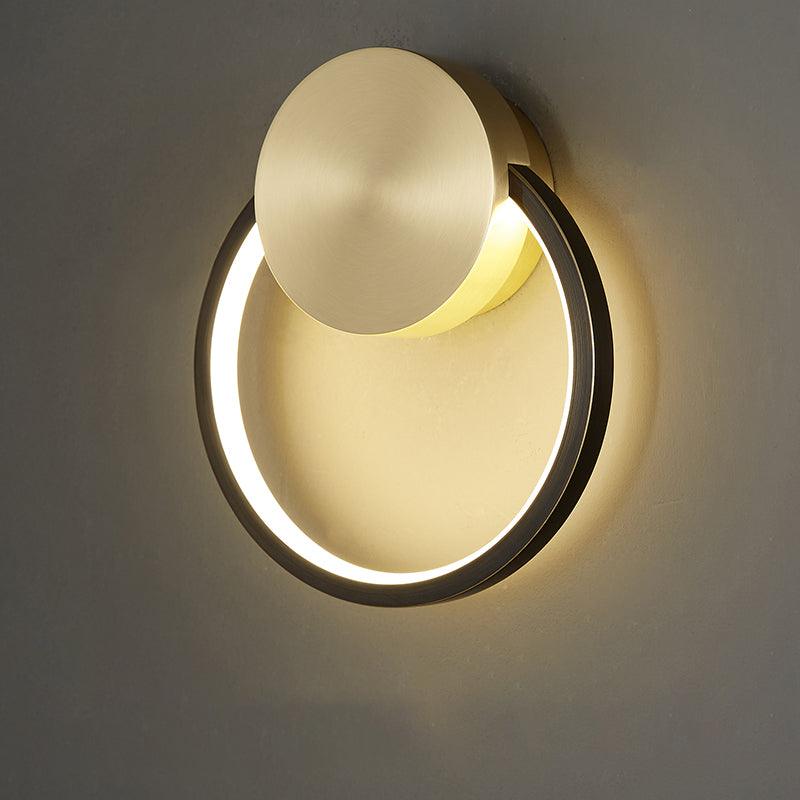 Oriaenne aplique de pared moderno minimalista anillado LED de latón metal