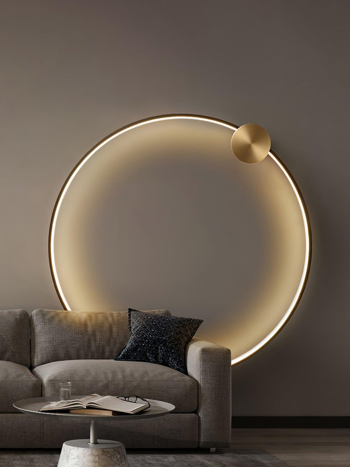 Oriaenne aplique de pared moderno minimalista anillado LED de latón metal