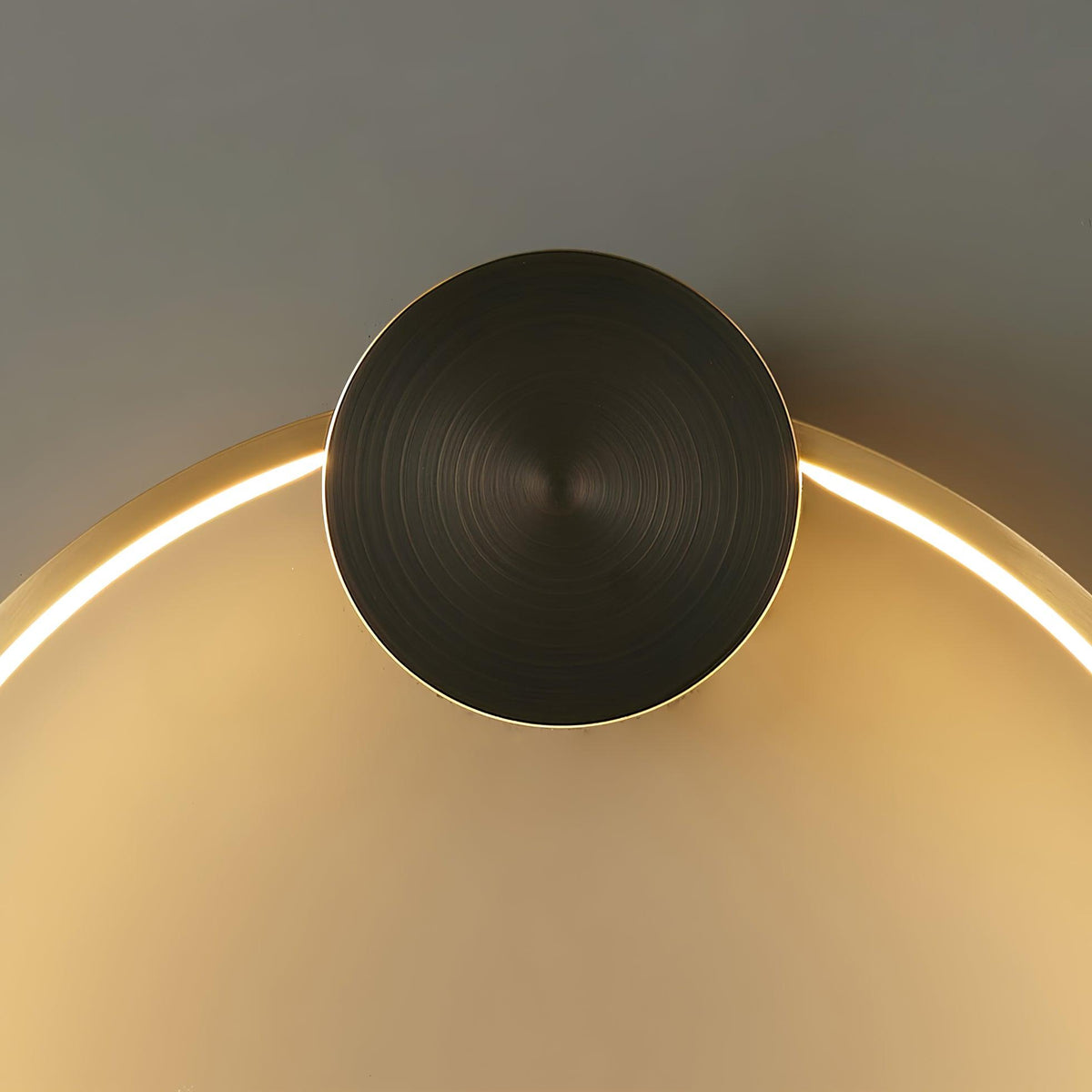 Oriaenne aplique de pared moderno minimalista anillado LED de latón metal