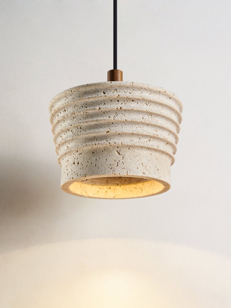 Hana lámpara colgante con textura ribeteada en travertino natural amarillo