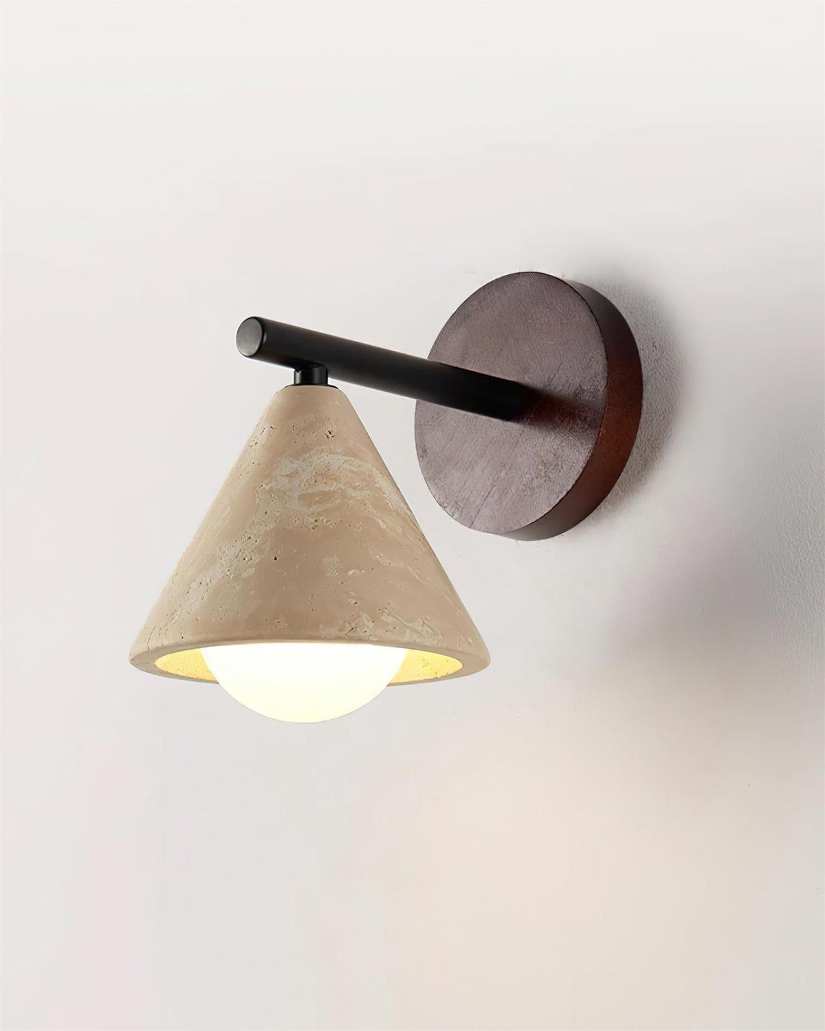 Varen aplique de pared cónico triangular travertino