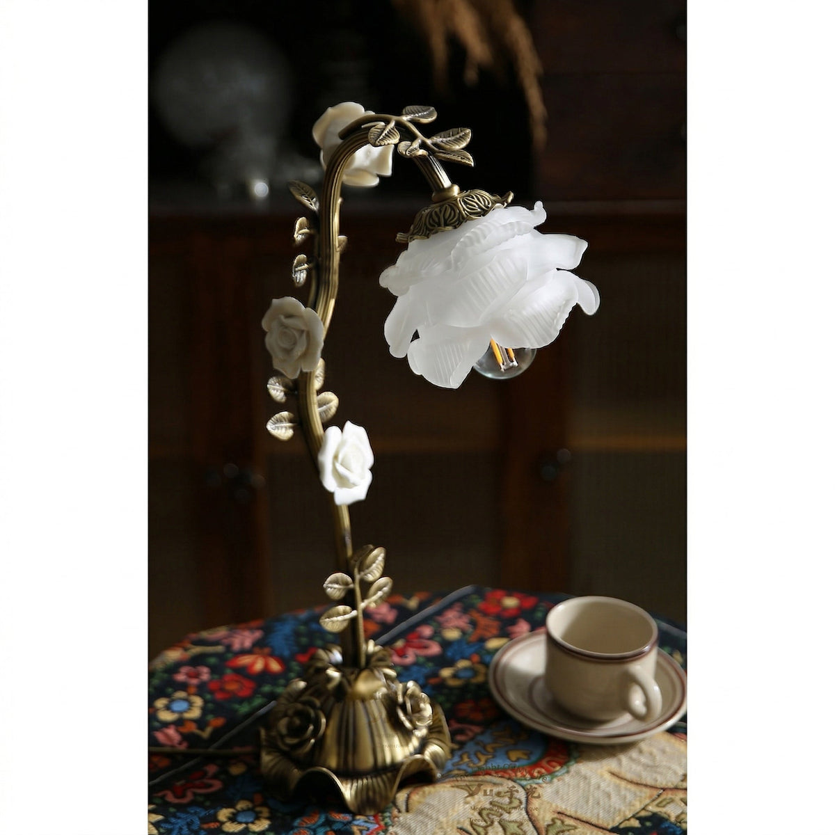Liorarena lámpara de mesa floral