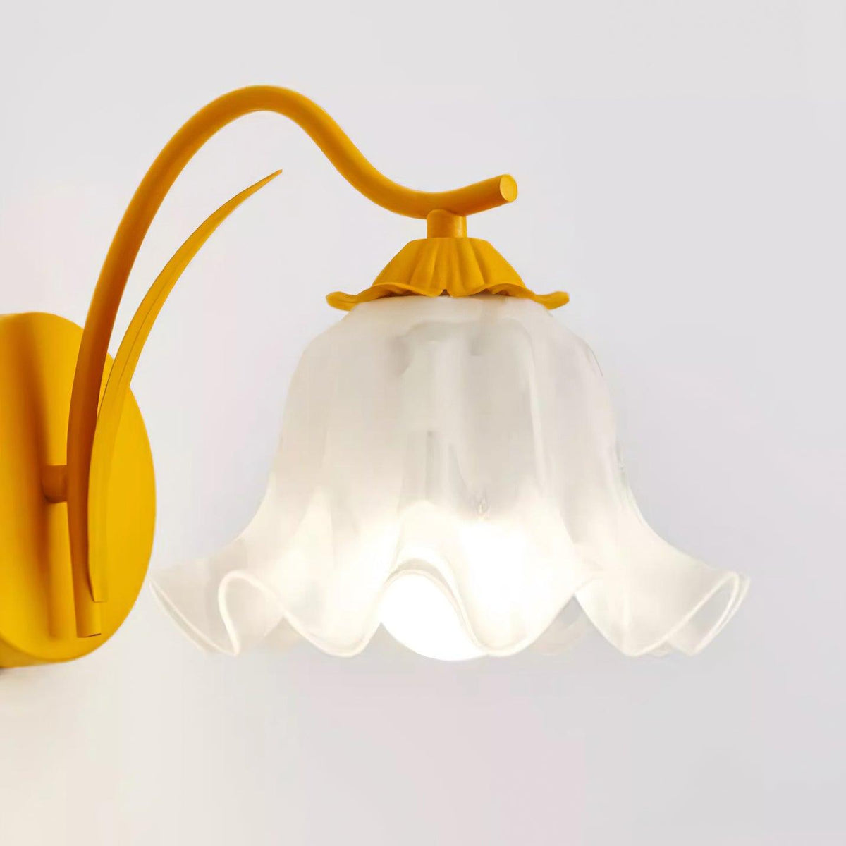 Lily aplique de pared Whimsy Botanical tallo verde color
