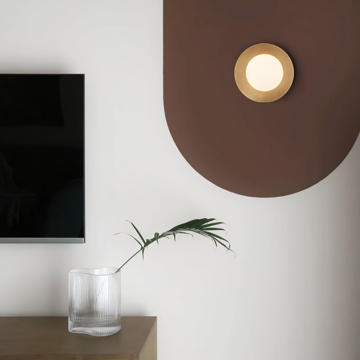 Elem aplique de pared moderno minimalista redondo de arte en latón y vidrio