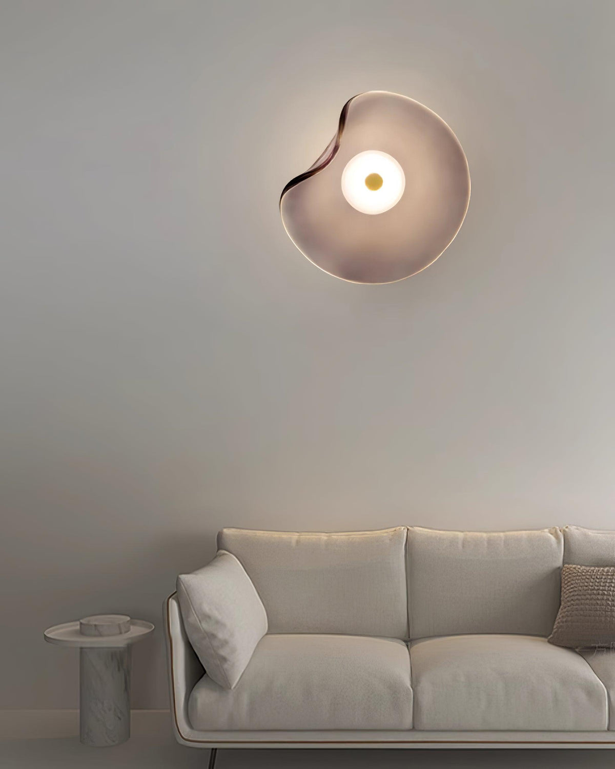 Kira aplique de pared con vidrio ámbar