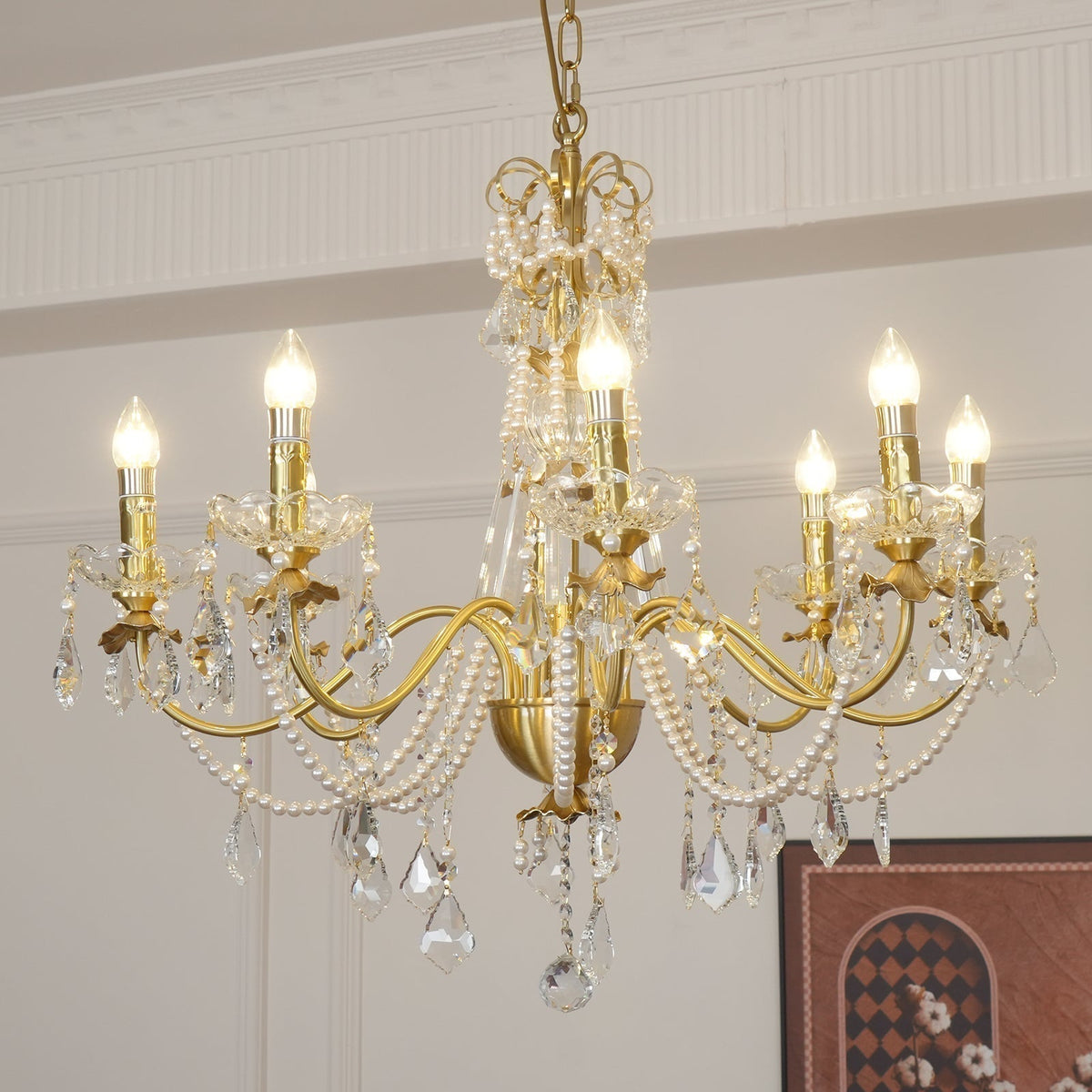 Lámpara de araña de latón con goteos de cristal perla, elegancia vintage