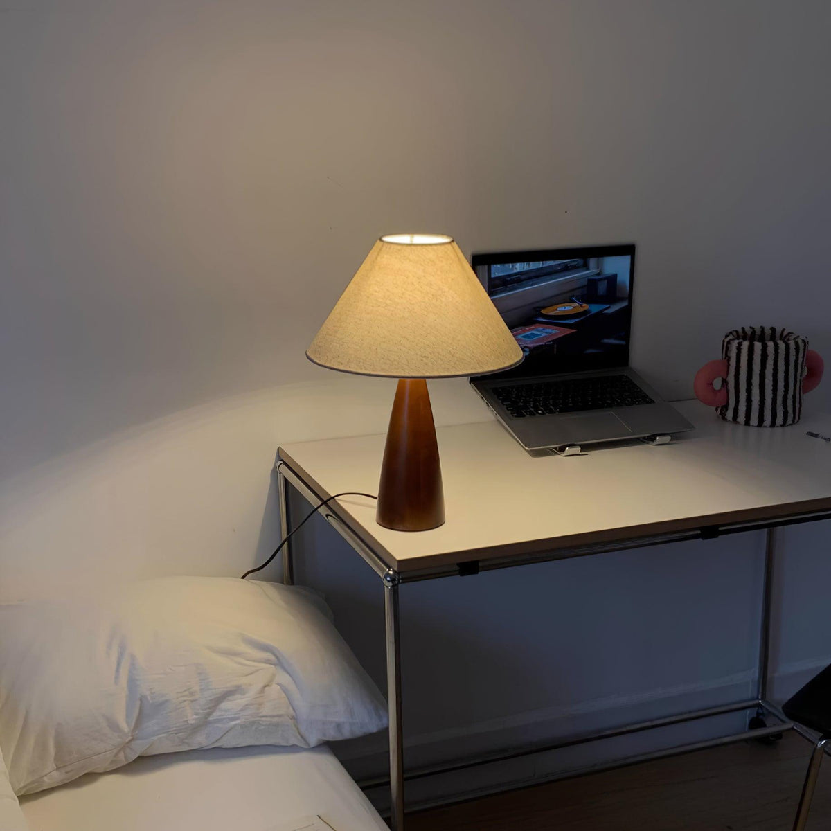 Taper lámpara de mesa