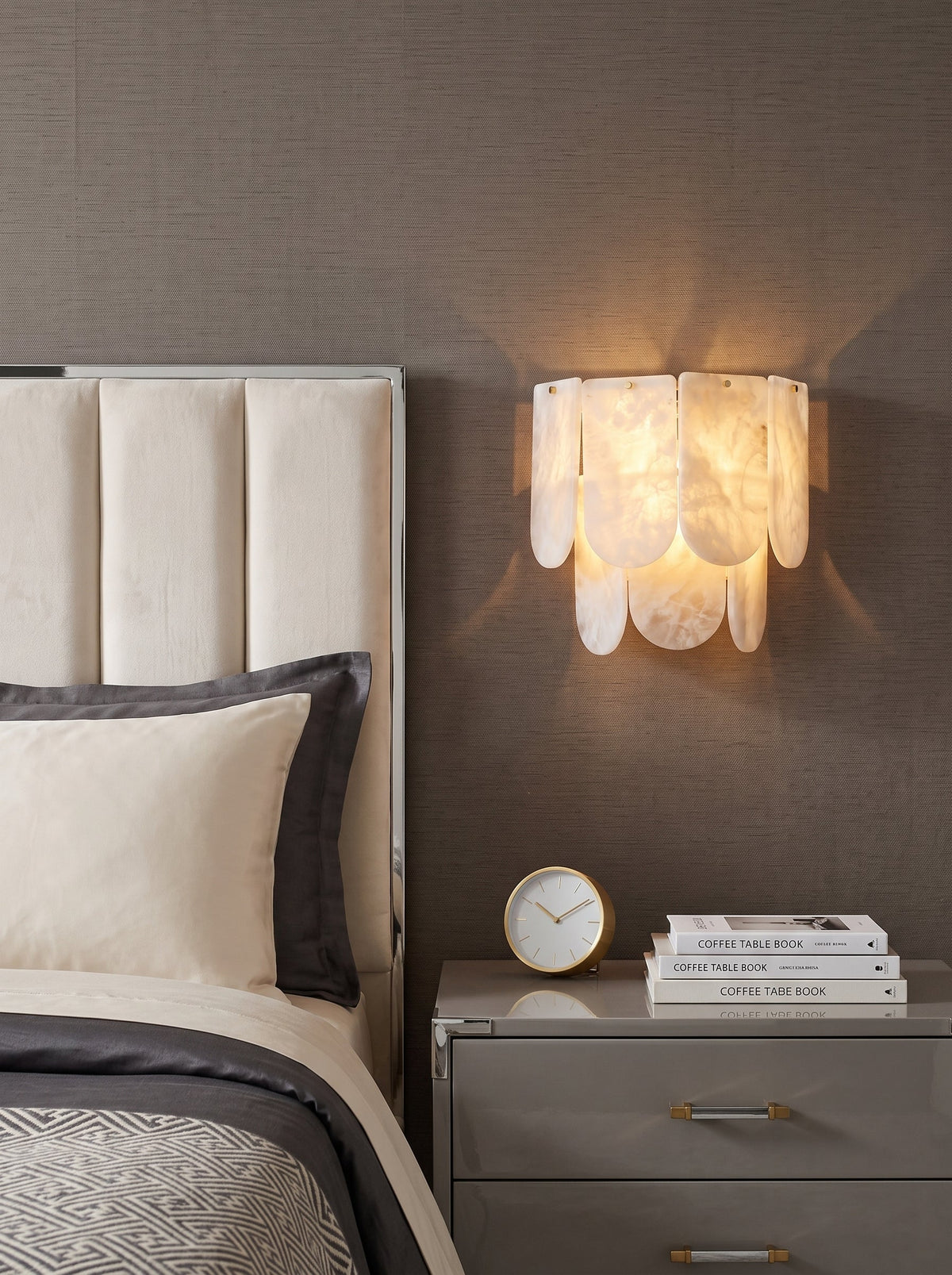 Ormondcombe Aplique de pared con placas de alabastro