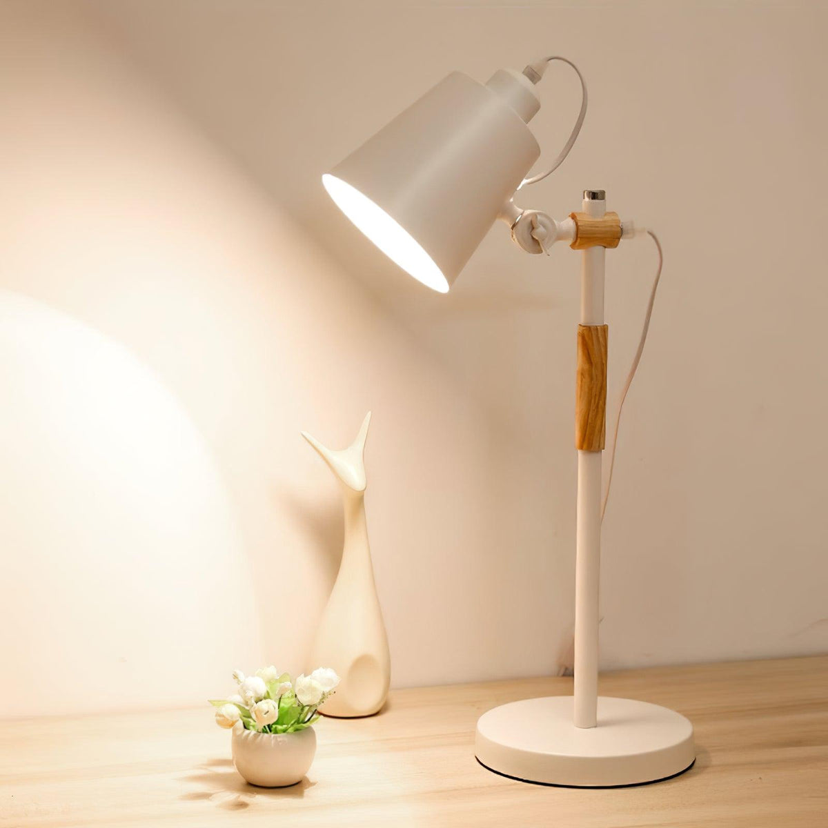 Addyson lámpara de mesa minimalista