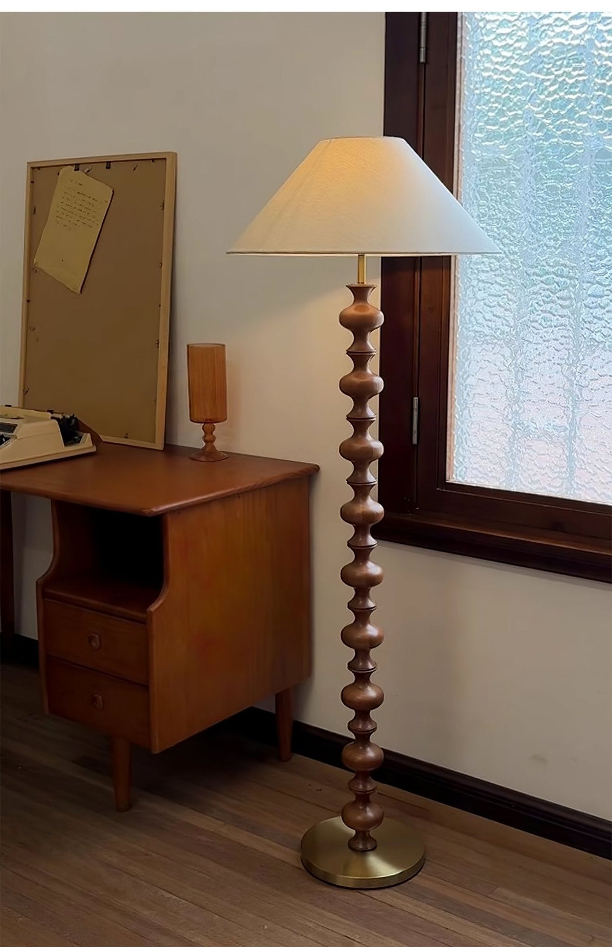 Sylirora lámpara de pie de madera y tejido