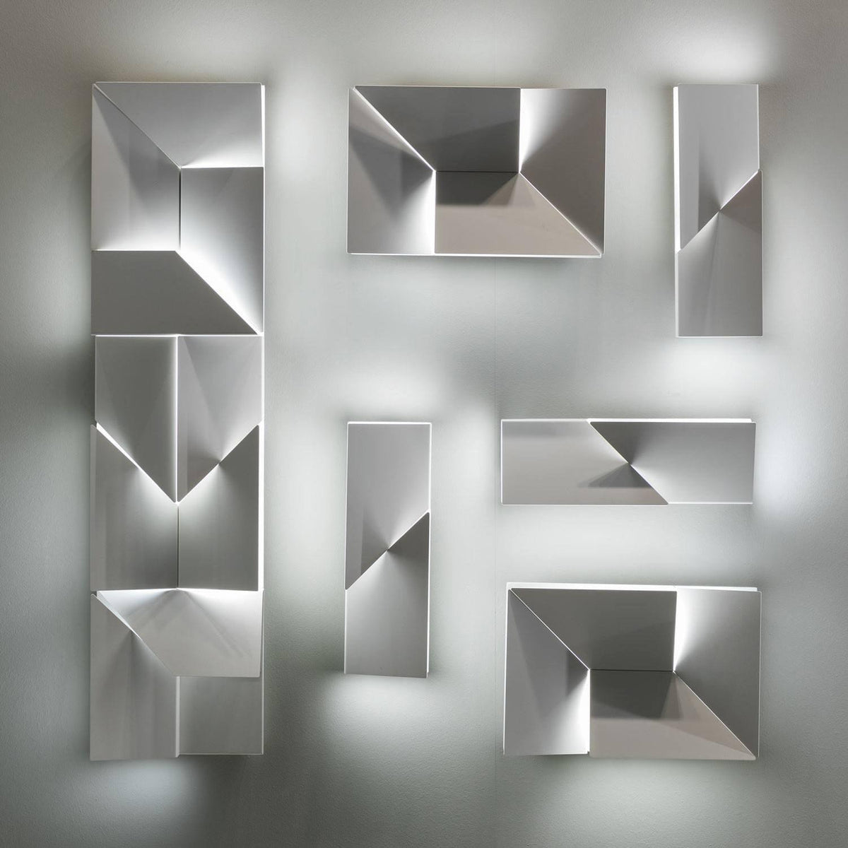 Deloza aplique de pared Shadows recargable