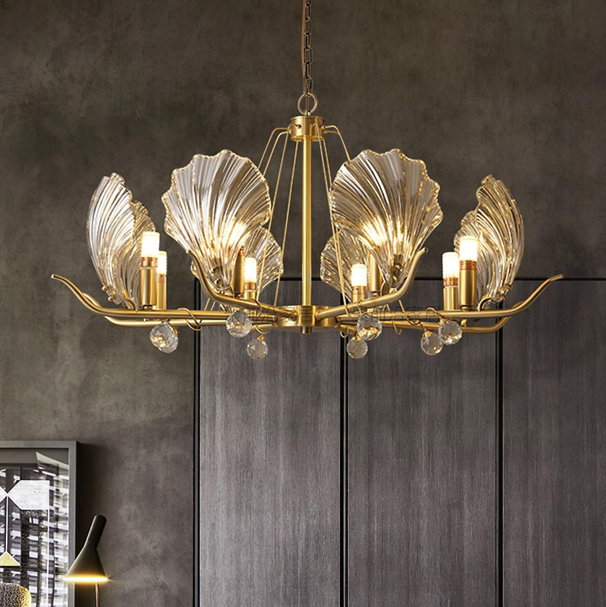 Luxereon lámpara de araña con hojas de cristal y florón de cobre