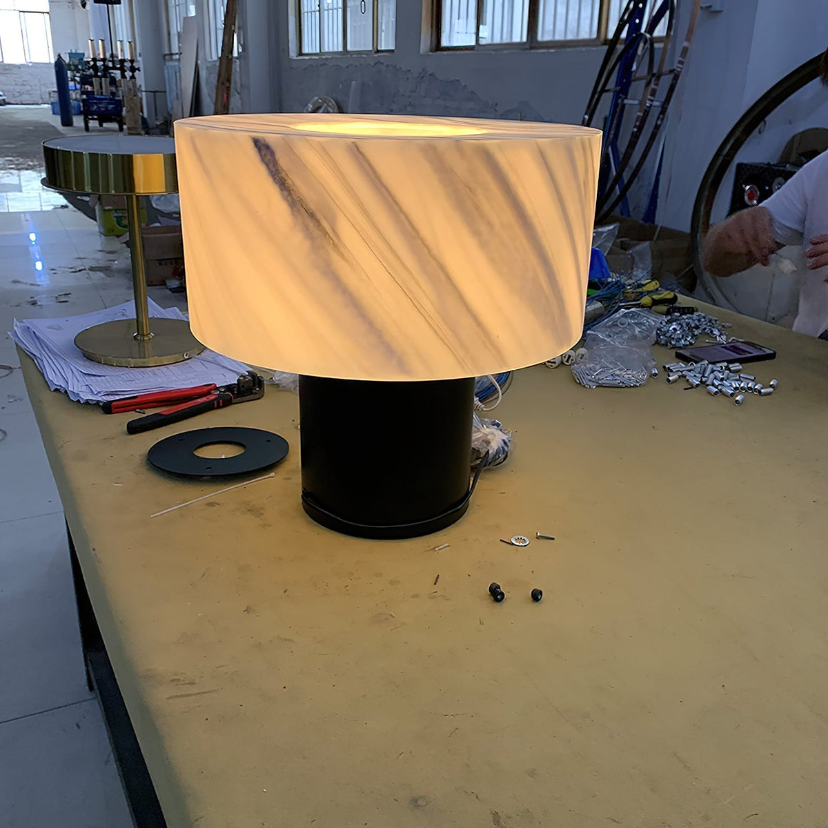 Noriseria lámpara de mesa