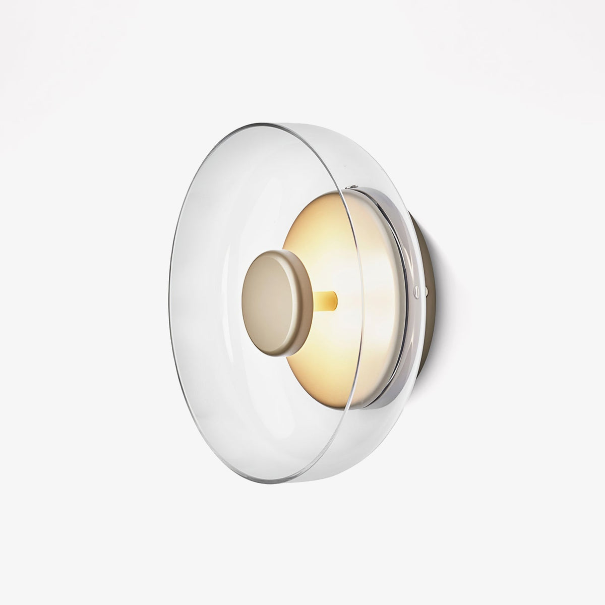 Aether aplique de pared de latón con pantalla de vidrio