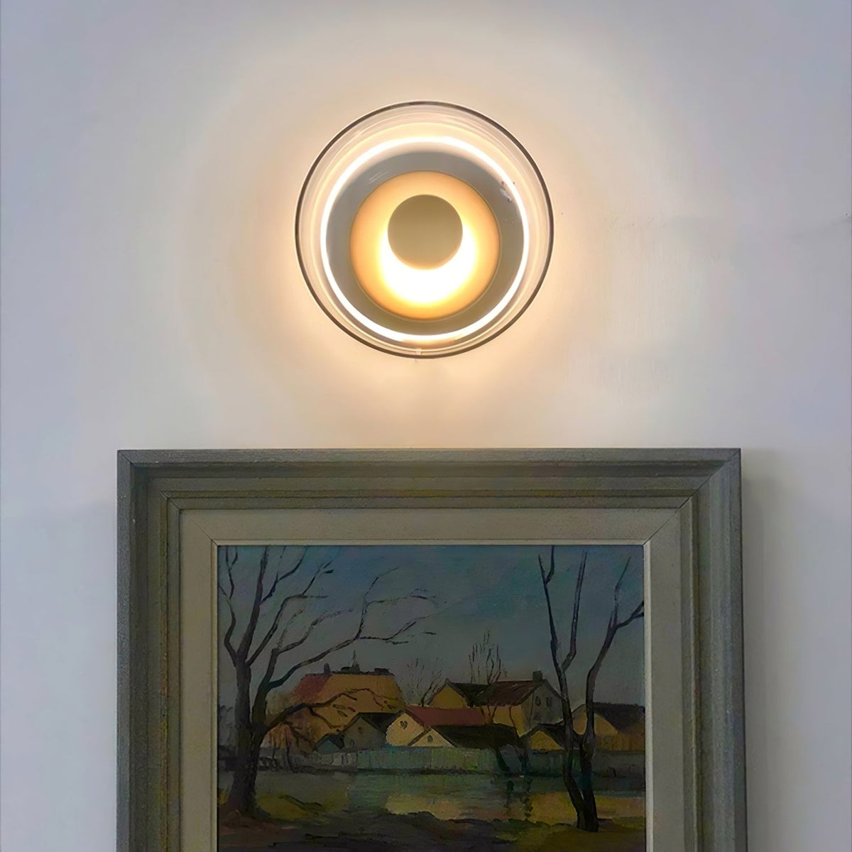 Aether aplique de pared de latón con pantalla de vidrio