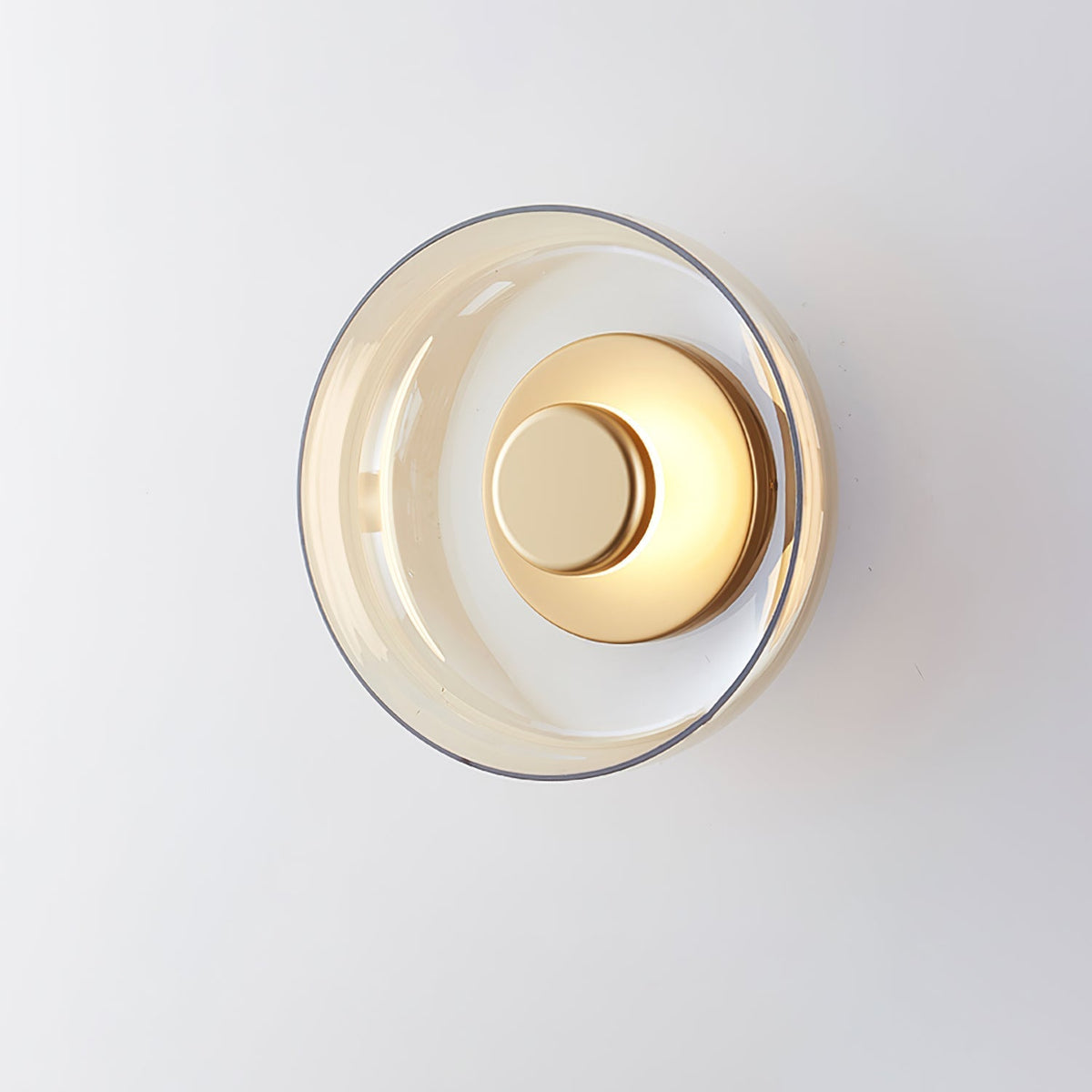 Aether aplique de pared de latón con pantalla de vidrio